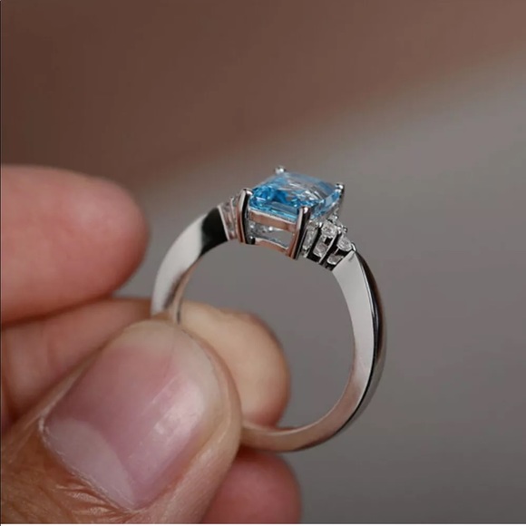 New 925 Silver Aquamarine Wedding Engagement Ring - Picture 3 of 3